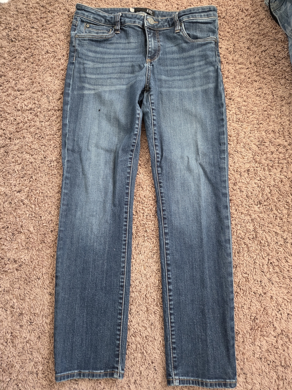 Kut from the Kloth Slim Skinny Jeans in Medium Blue Wash